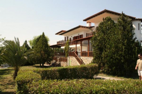  Villa Nikiti  Никити